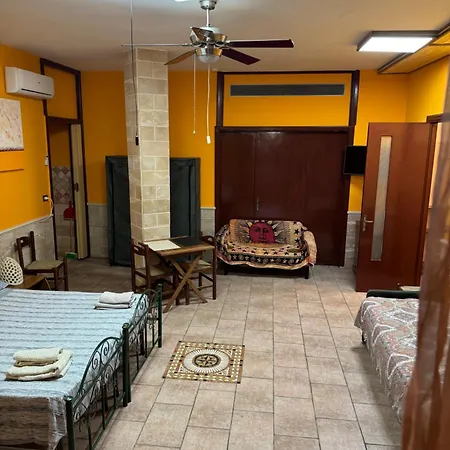 Residenza Tafuri Feriehus *